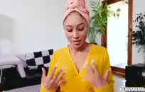 يمارس الجنس مع زوجة أعز أصدقائي مع قضيبه الكبير