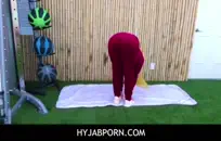 يغتصب امه سكسي