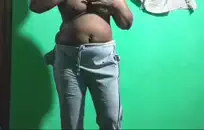 تحب لها الديك نائب الرئيس في فمها.