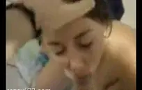 مثير فاتنة في سن المراهقة وربيب لها.